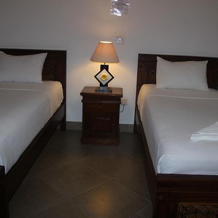 Nitya Home Stay Lembongan Værelse billede