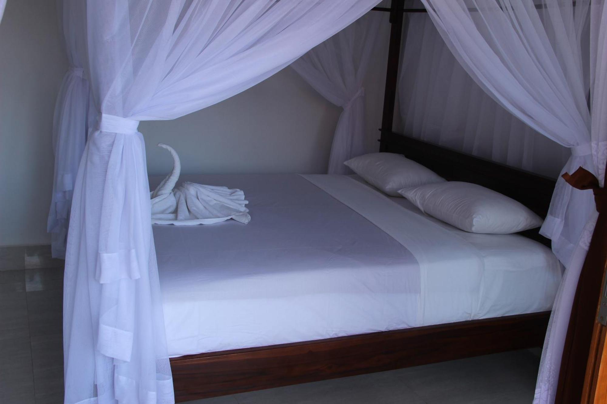 Nitya Home Stay Lembongan Værelse billede
